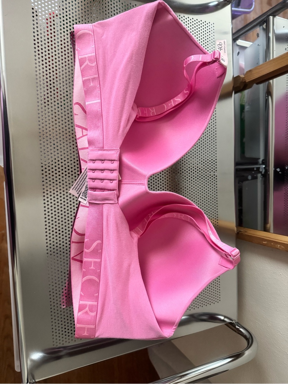 Victoria's Secret Pink Molded Seamless Bra - Picture 2 of 5